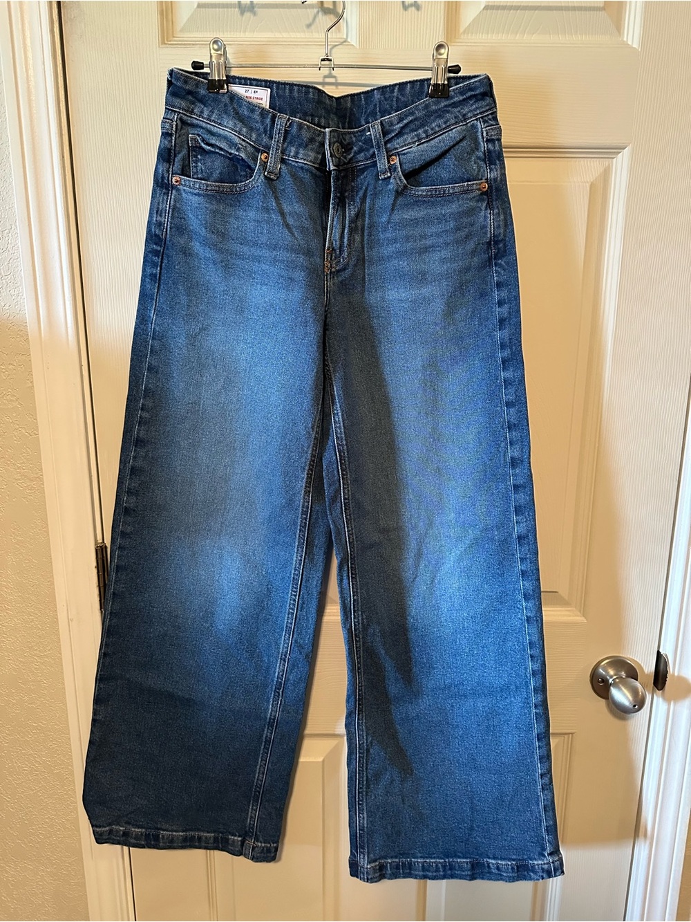 GAP Low Rise Stride Jeans - Blue